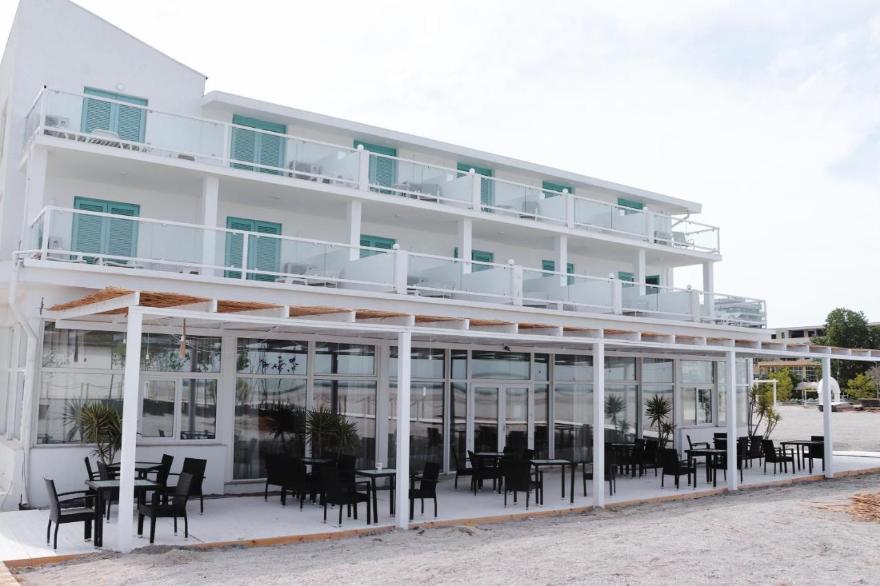Hotel Victory Мамая Екстериор снимка