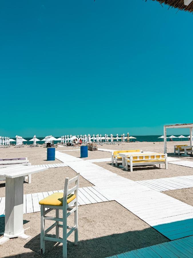 Hotel Victory Мамая Екстериор снимка